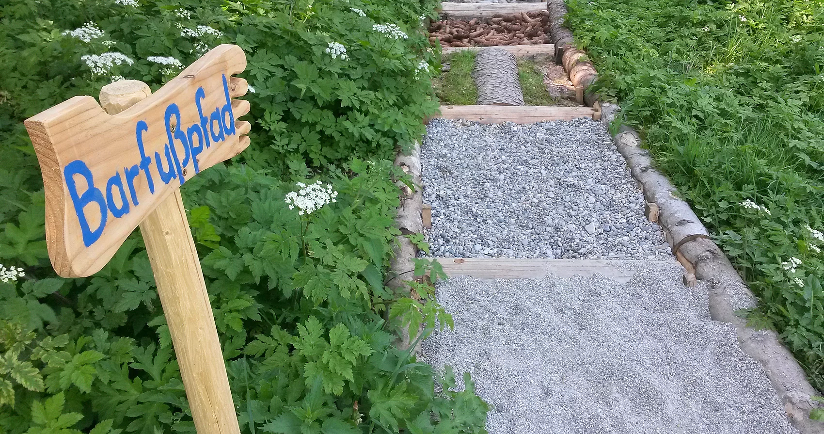 Barfuss-Lehrpfad