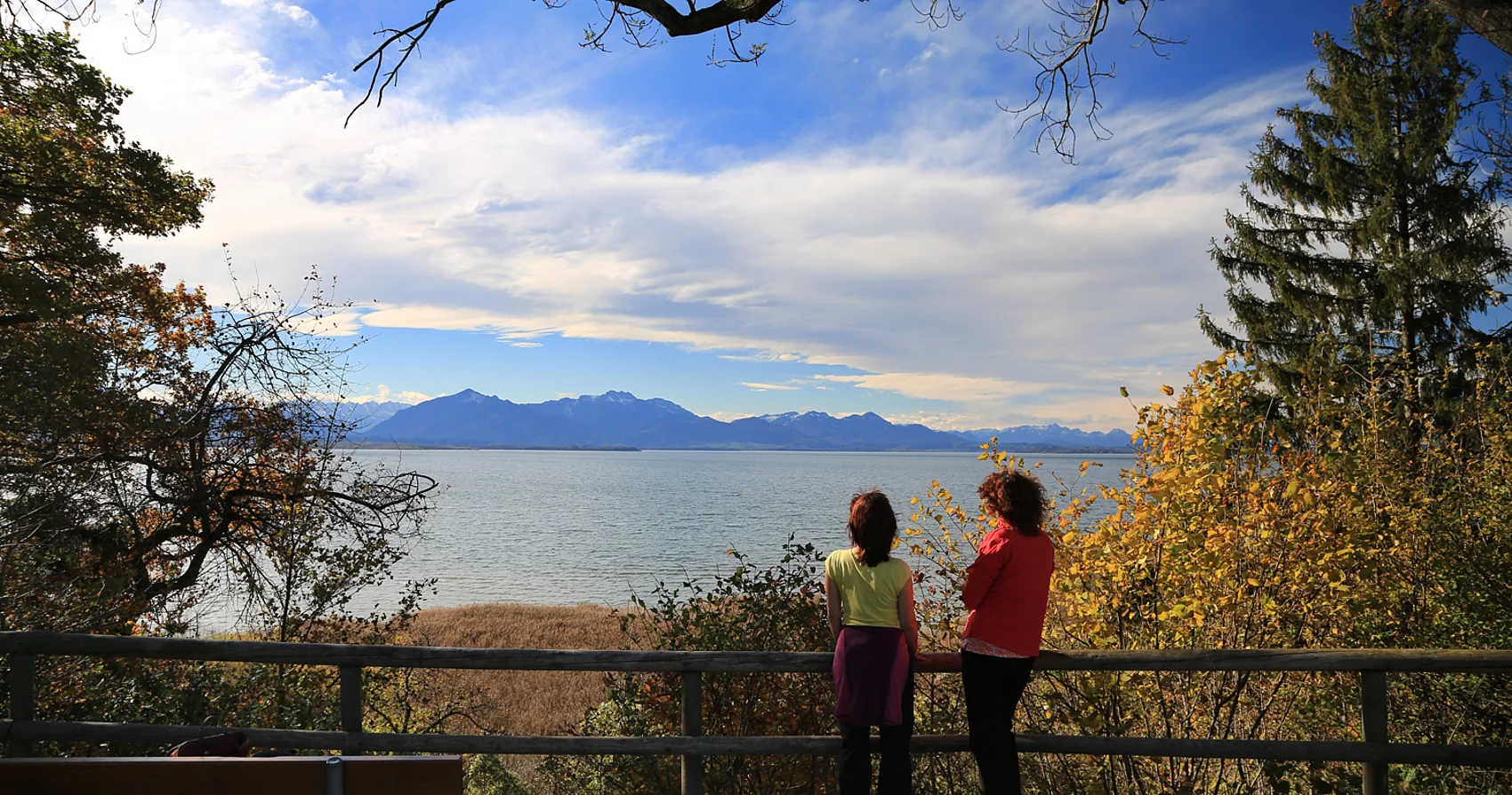Schöne Chiemsee-Aussicht in Stöttham